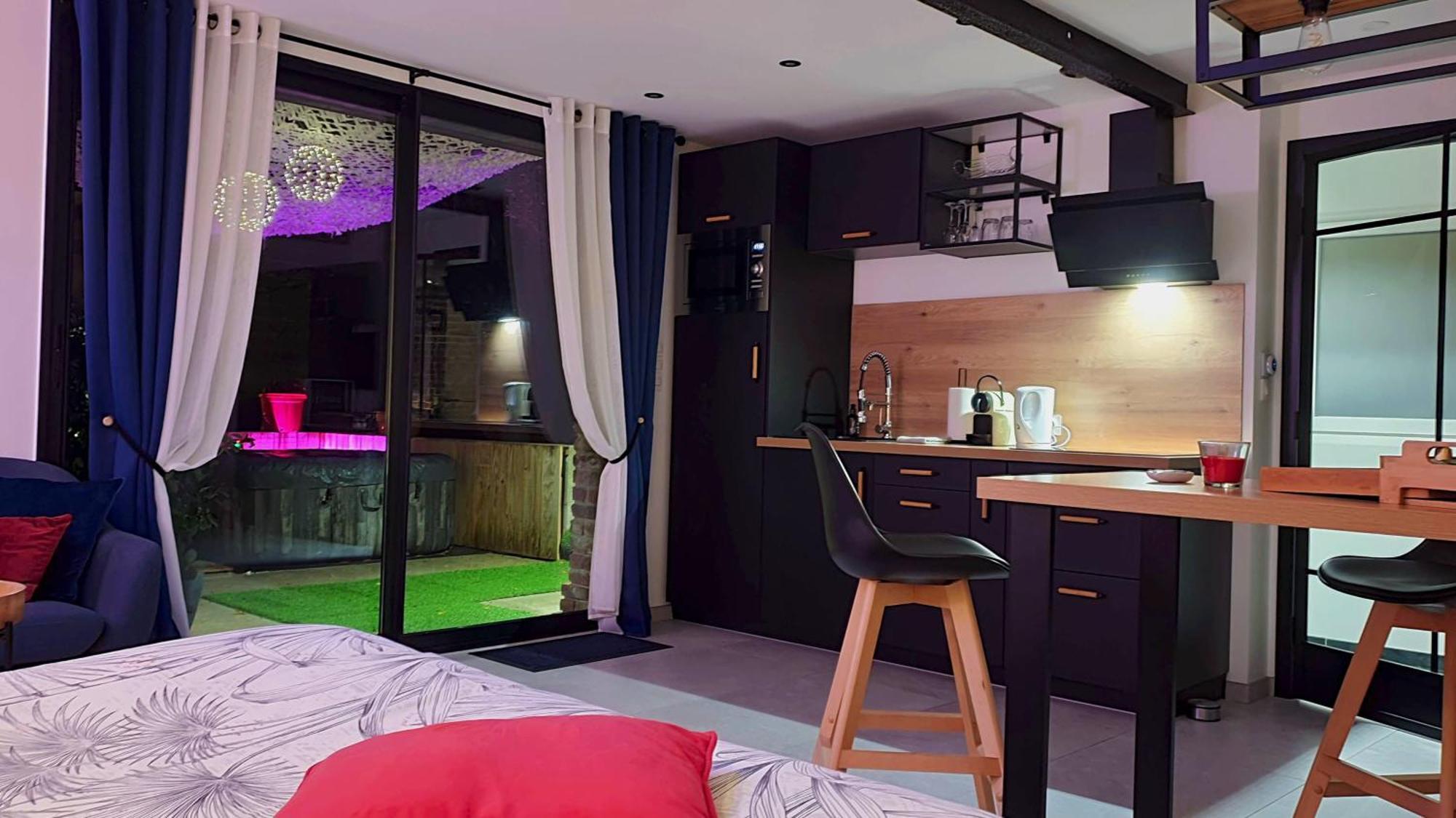 Gary Suite - Studio Cosy, Spa Et Jardin Privatif A 4 Min De Cambrai Awoingt Ngoại thất bức ảnh